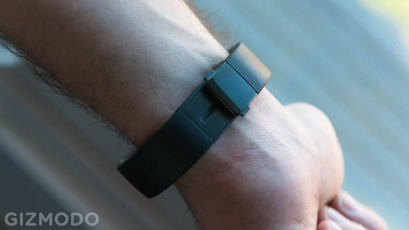 Illustration for article titled Microsoft Band Hands-On: An Activity Tracker That's Actually Smart